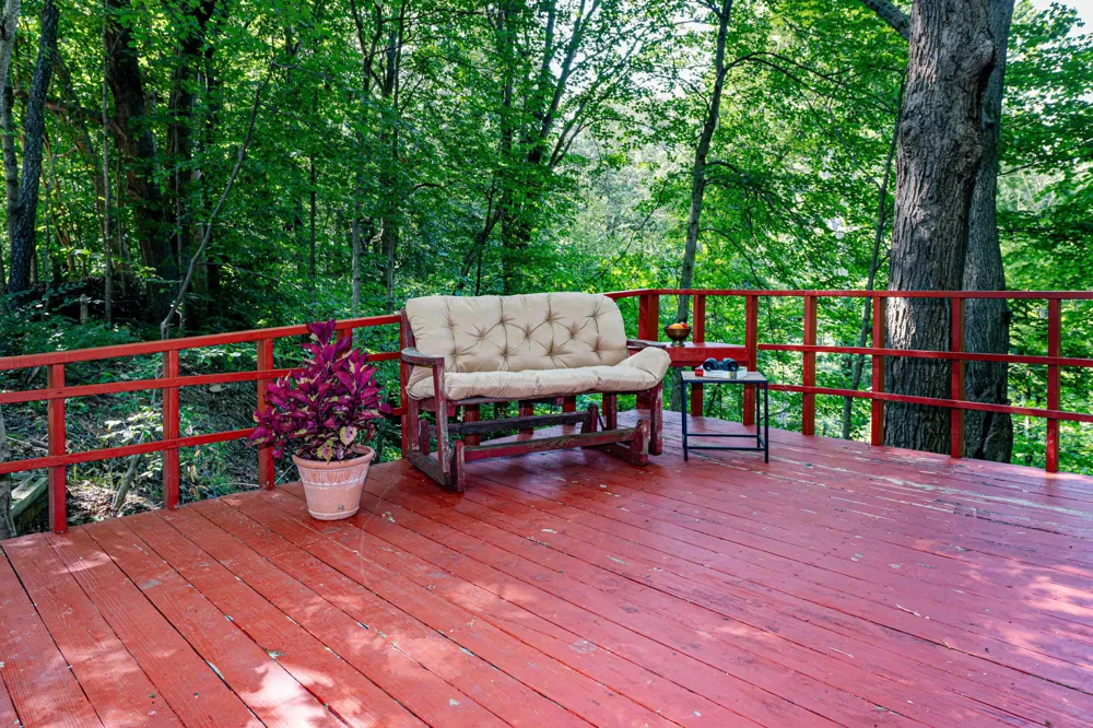 4315 Hipps Hollow Road Eau Claire, MI 49111
