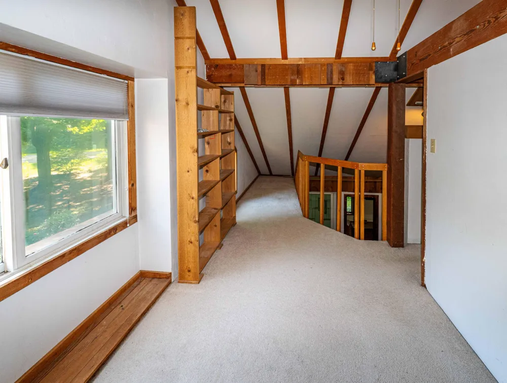 4315 Hipps Hollow Road Eau Claire, MI 49111