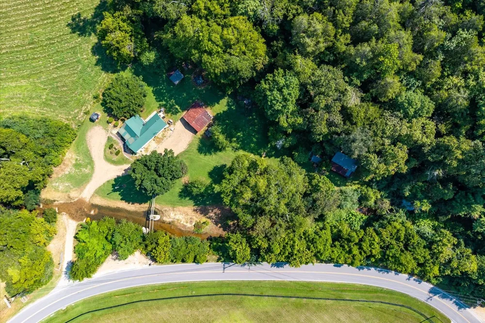 5360 Pond Creek Rd Pegram, TN 37143