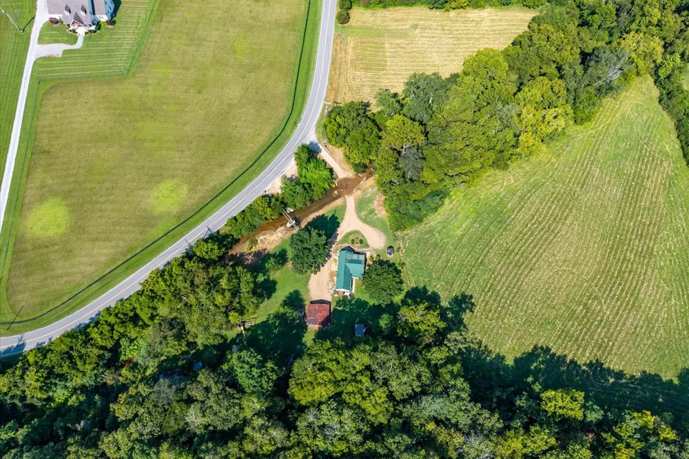 5360 Pond Creek Rd Pegram, TN 37143