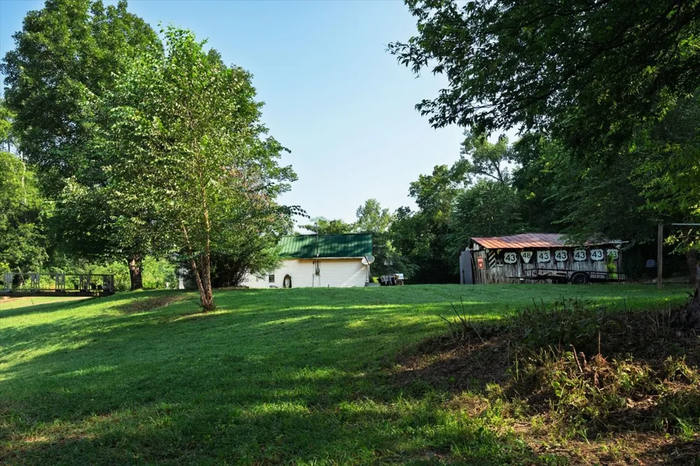 5360 Pond Creek Rd Pegram, TN 37143