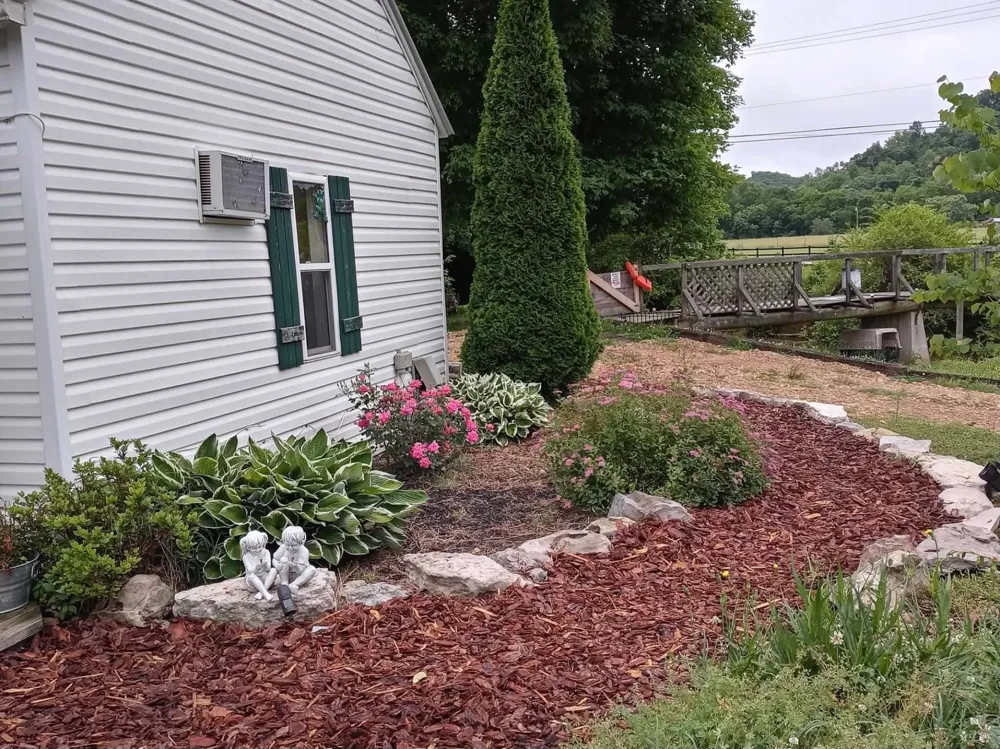 5360 Pond Creek Rd Pegram, TN 37143