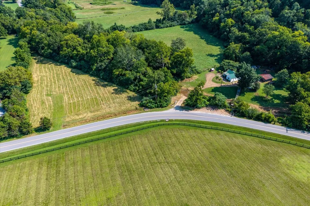 5360 Pond Creek Rd Pegram, TN 37143