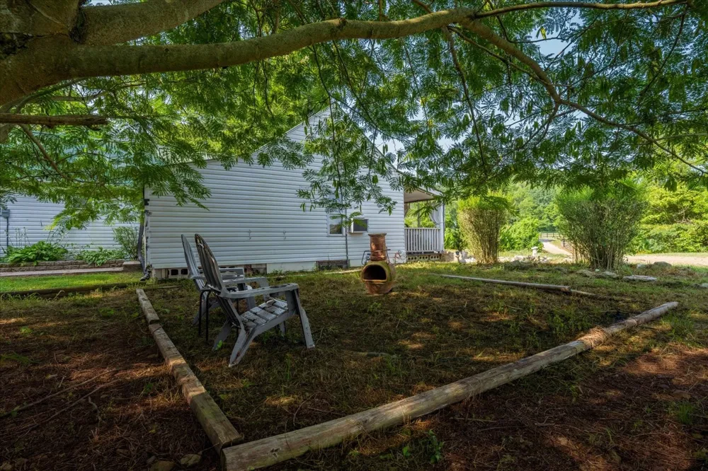 5360 Pond Creek Rd Pegram, TN 37143