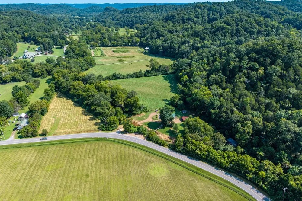 5360 Pond Creek Rd Pegram, TN 37143