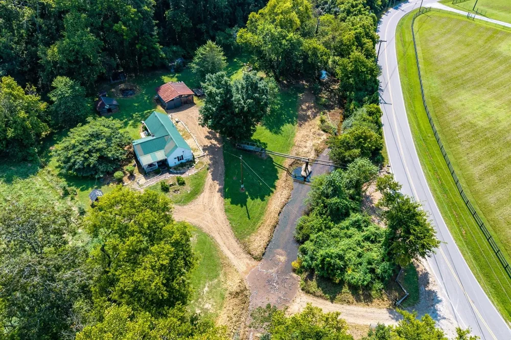 5360 Pond Creek Rd Pegram, TN 37143