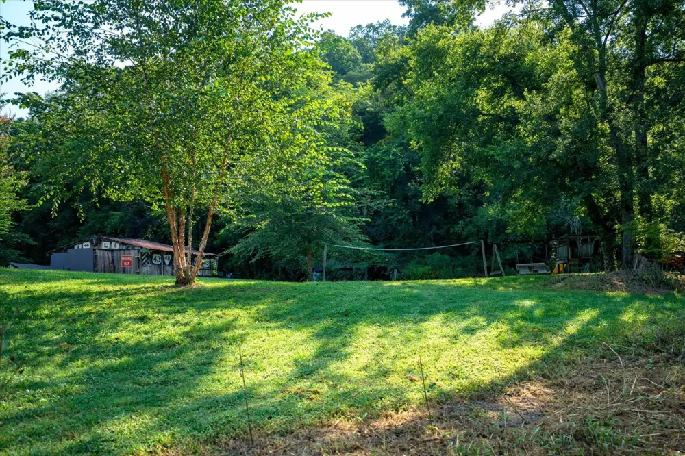 5360 Pond Creek Rd Pegram, TN 37143