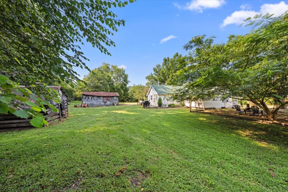 5360 Pond Creek Rd Pegram, TN 37143