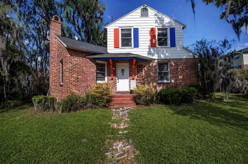 949 SW 13TH STREET Gainesville, FL 32601
