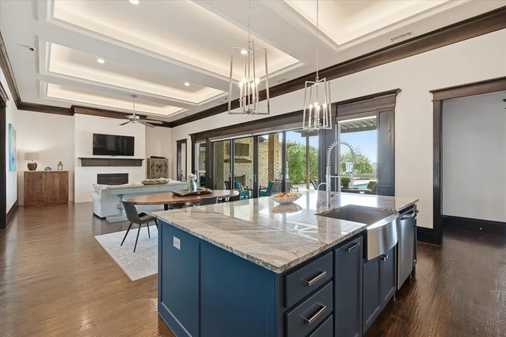 3249 Glenmore Avenue Northlake, TX 76247