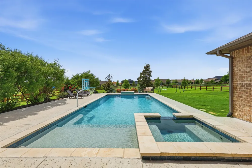 3249 Glenmore Avenue Northlake, TX 76247