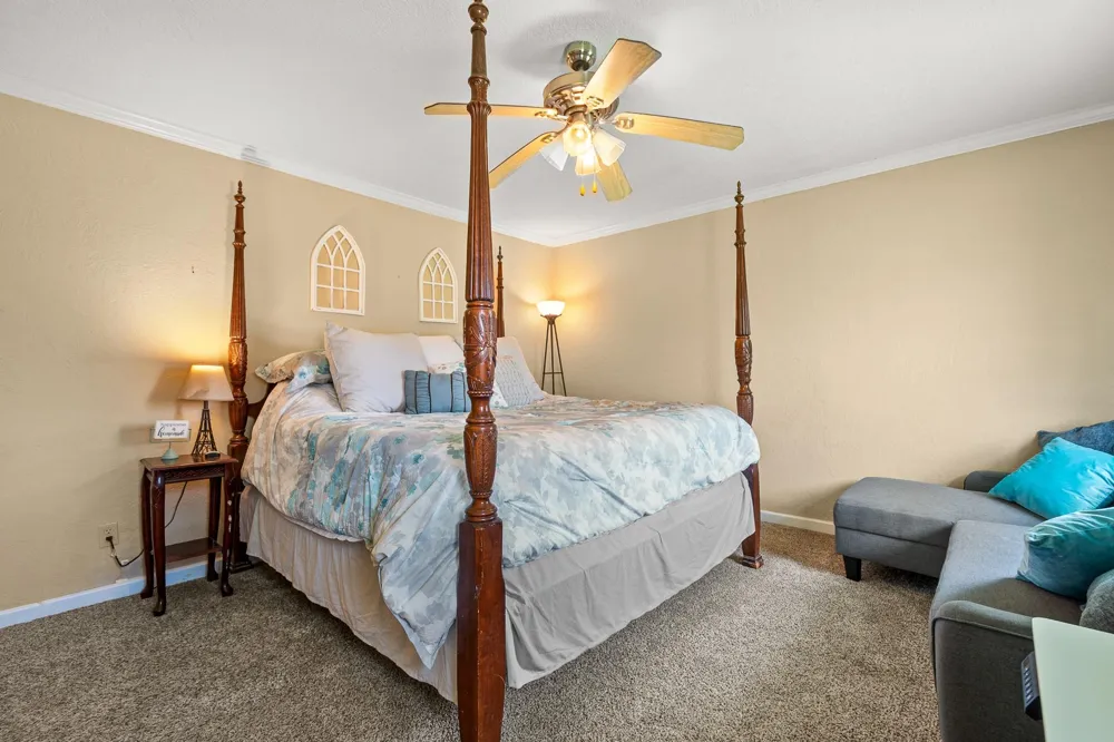 20 Clearview Street Point Blank, TX 77364
