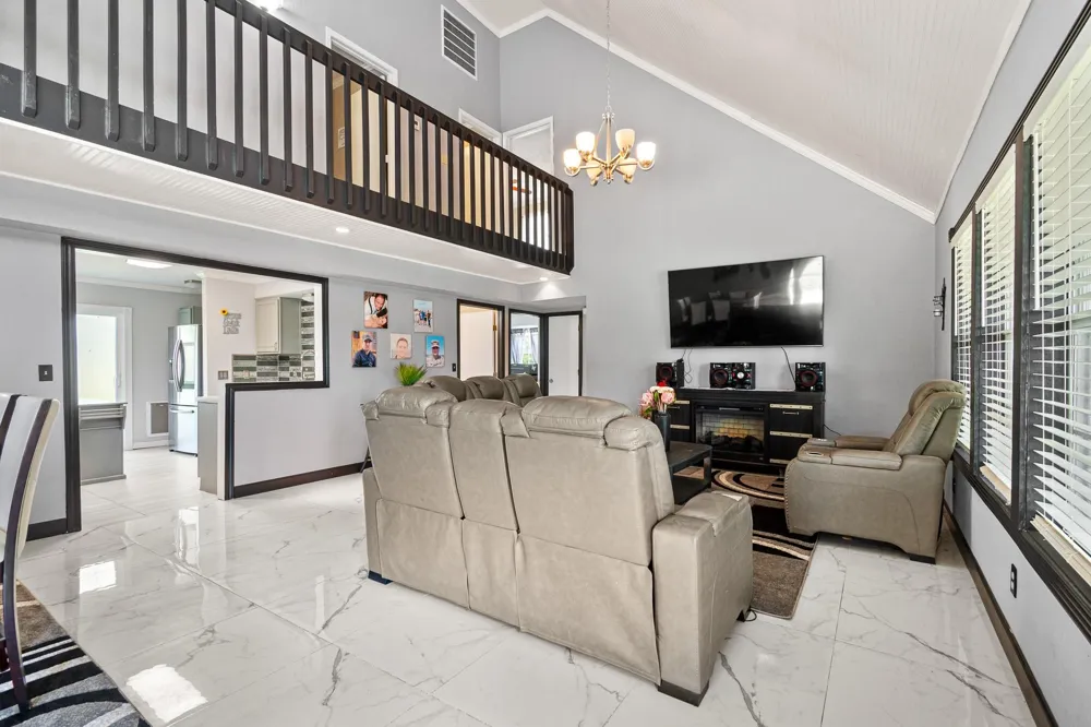 20 Clearview Street Point Blank, TX 77364
