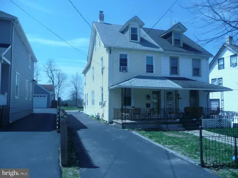 224 HIGHLAND AVENUE