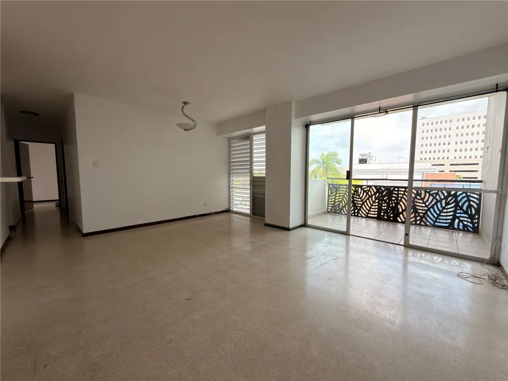 274 CALLE URUGUAY #202 San Juan, PR 00917