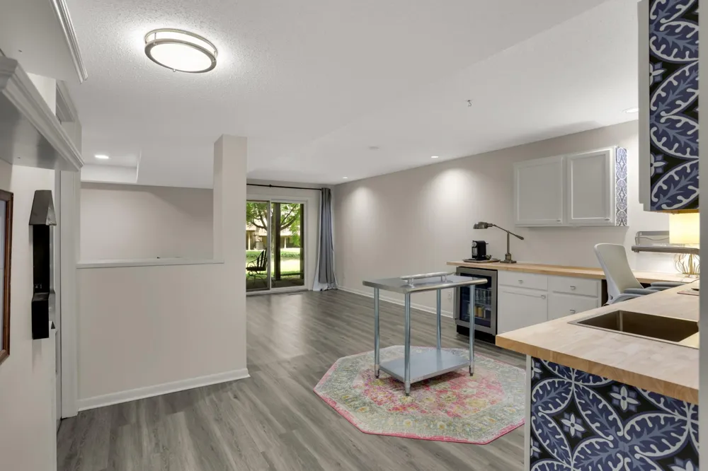 1775 Lexington Avenue S #23 Mendota Heights, MN 55118