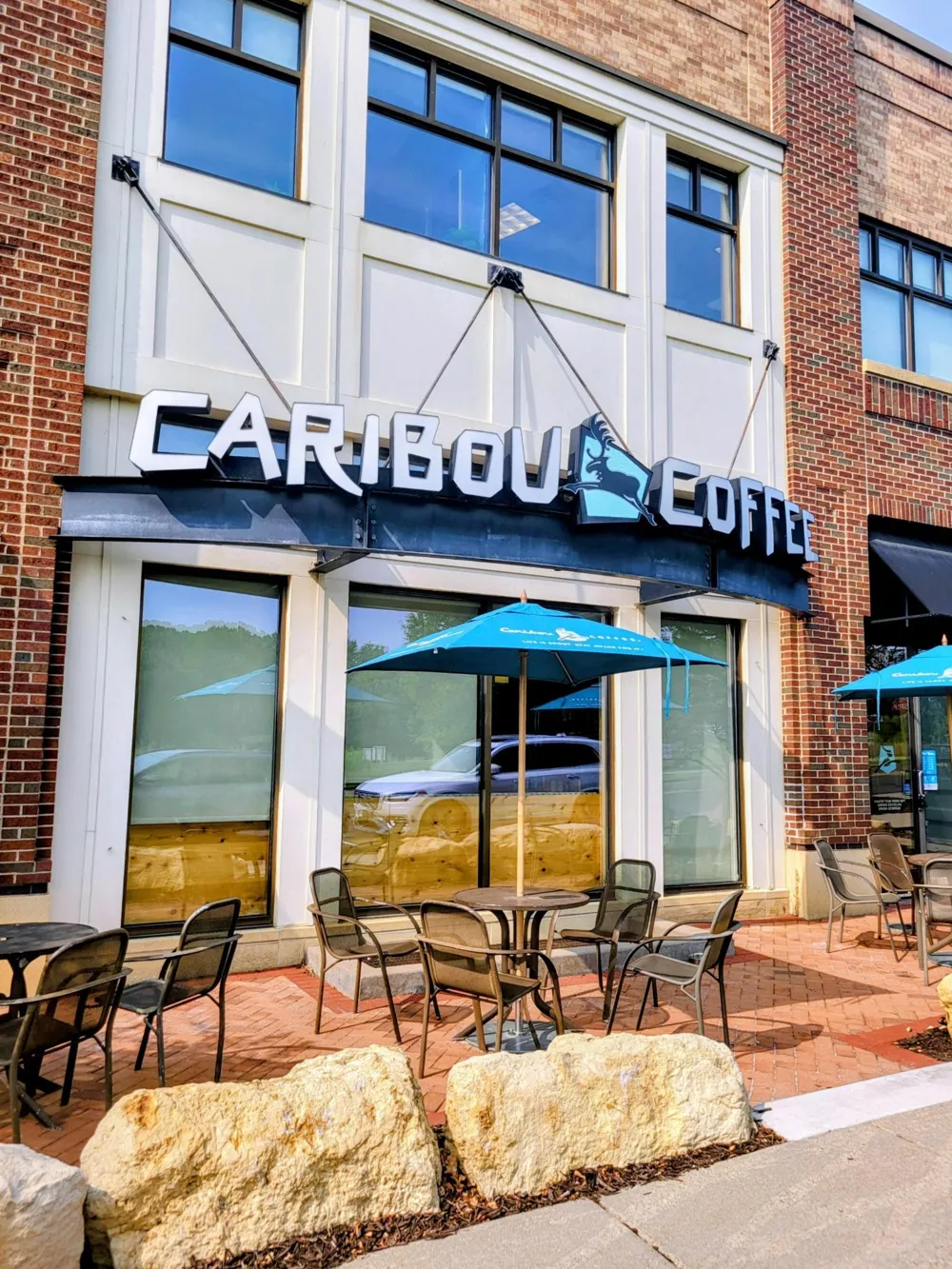 1775 Lexington Avenue S #23 Mendota Heights, MN 55118