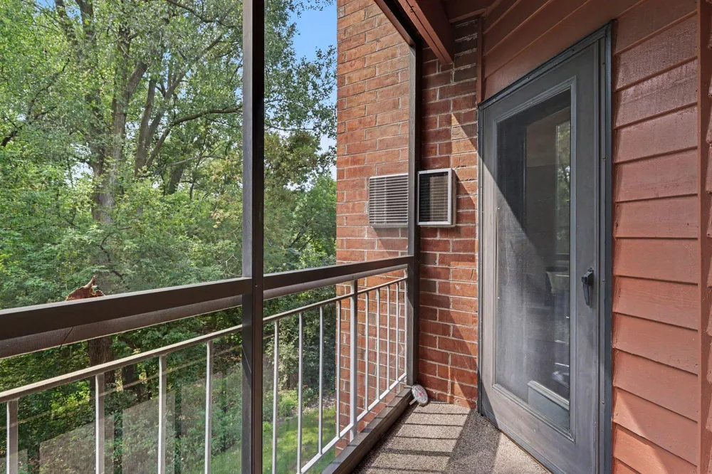 500 County Road B W #204 Roseville, MN 55113
