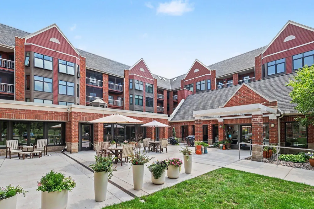 500 County Road B W #204 Roseville, MN 55113