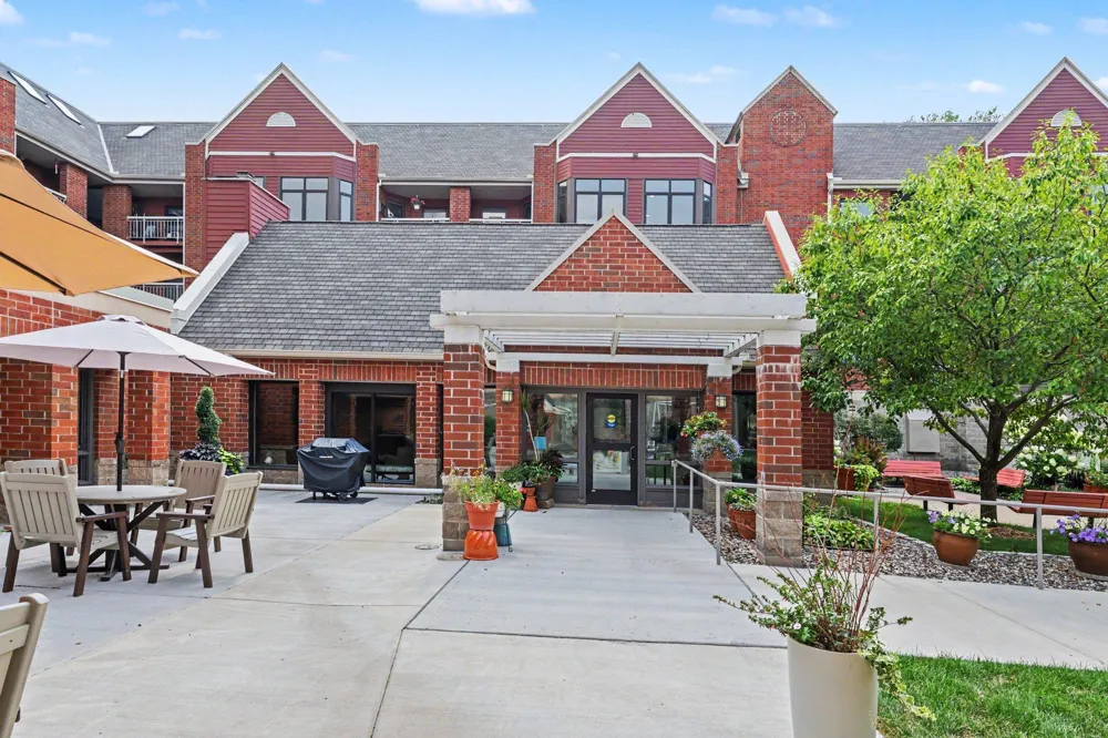 500 County Road B W #204 Roseville, MN 55113