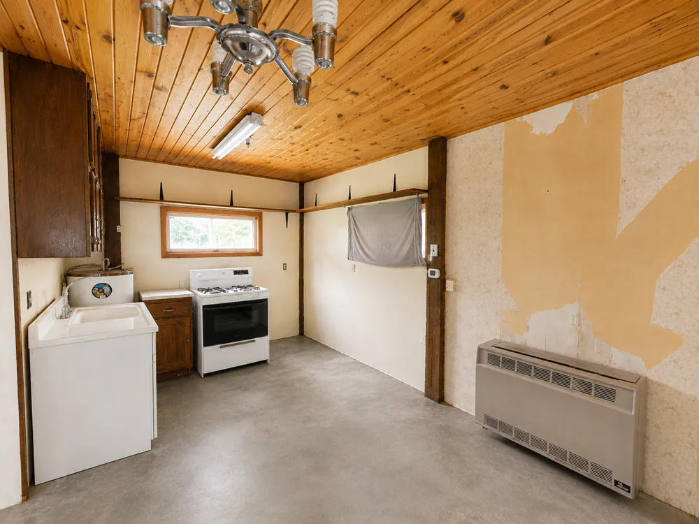 8996 Saint Croix Trail North Branch, MN 55056