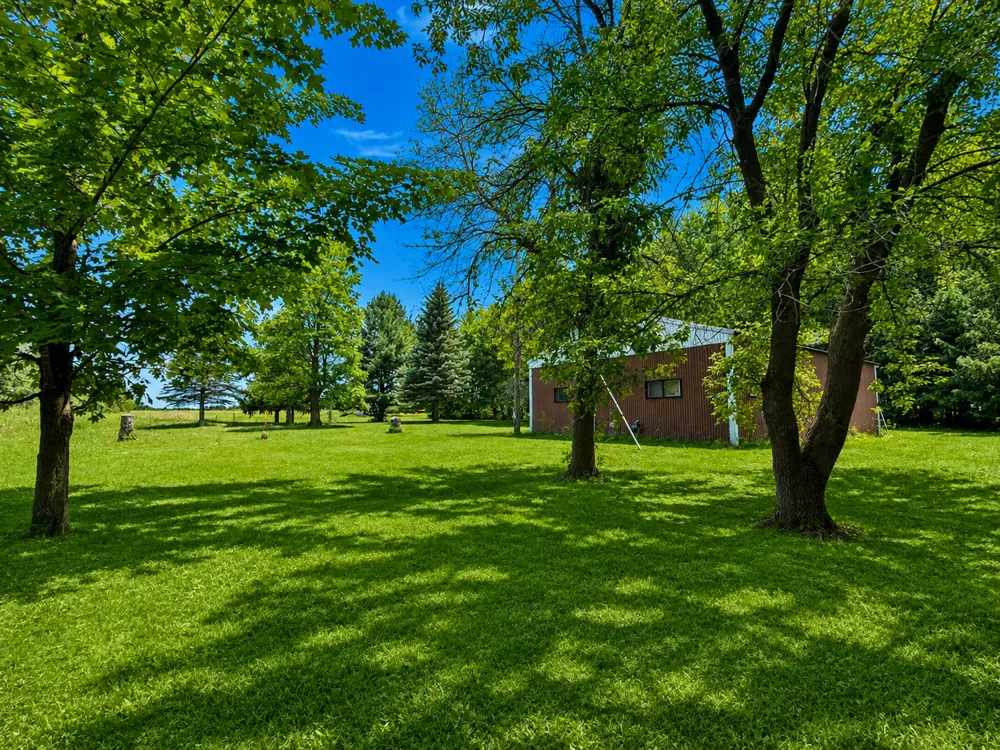 8996 Saint Croix Trail North Branch, MN 55056
