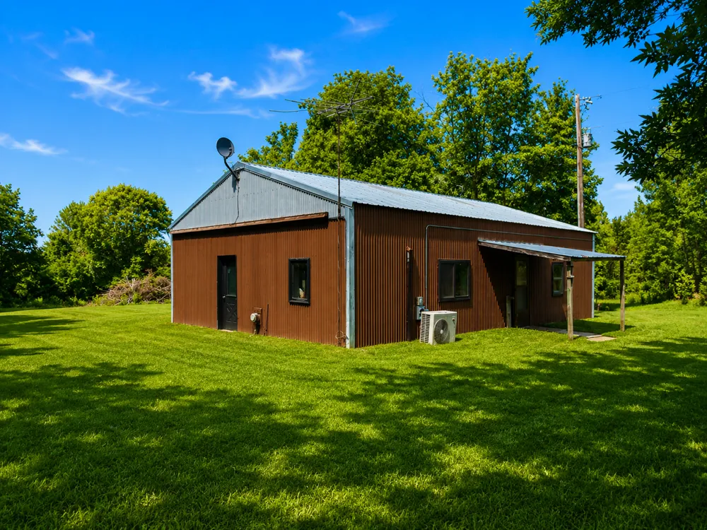8996 Saint Croix Trail North Branch, MN 55056