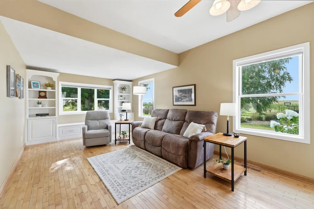 7520 County Road 9 NE Willmar, MN 56201