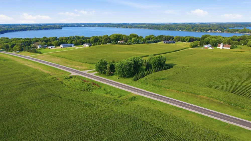 7520 County Road 9 NE Willmar, MN 56201