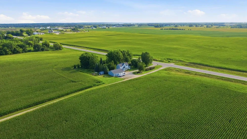 7520 County Road 9 NE Willmar, MN 56201