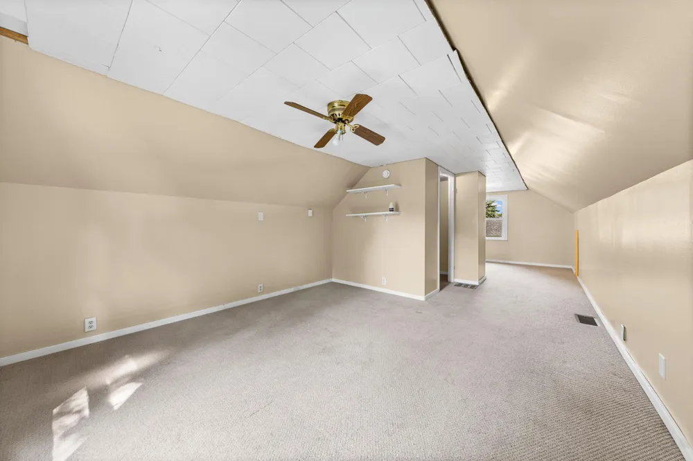 207 7th Street Waverly, MN 55390