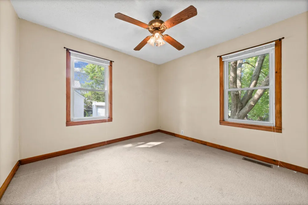 207 7th Street Waverly, MN 55390