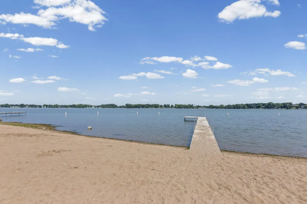 207 7th Street Waverly, MN 55390