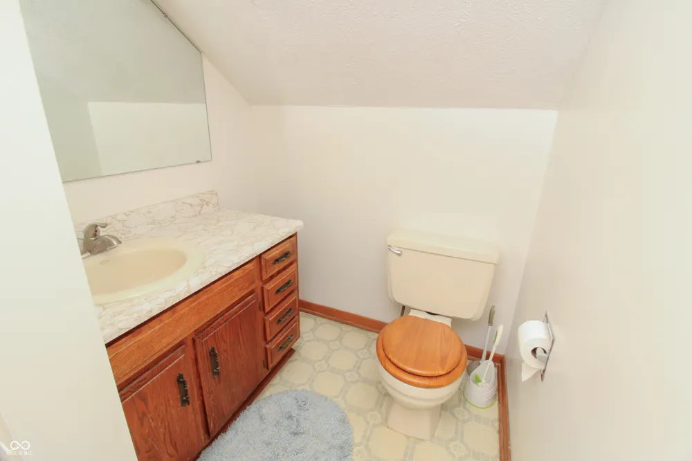 2705 W County Road 300 North Vernon, IN 47265