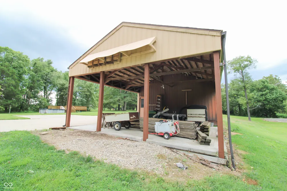 2705 W County Road 300 North Vernon, IN 47265