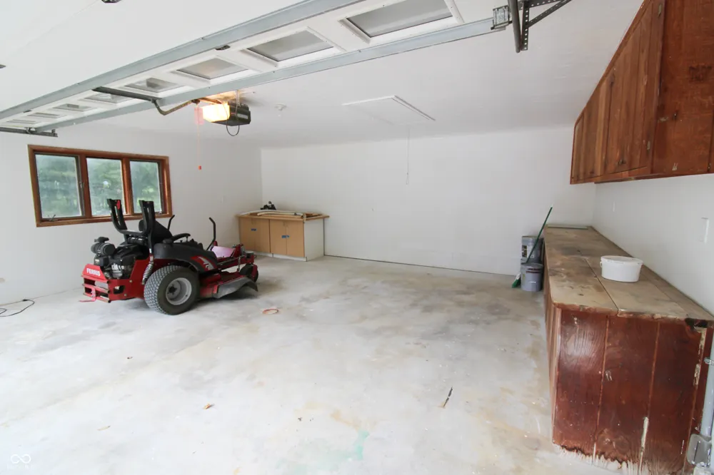 2705 W County Road 300 North Vernon, IN 47265