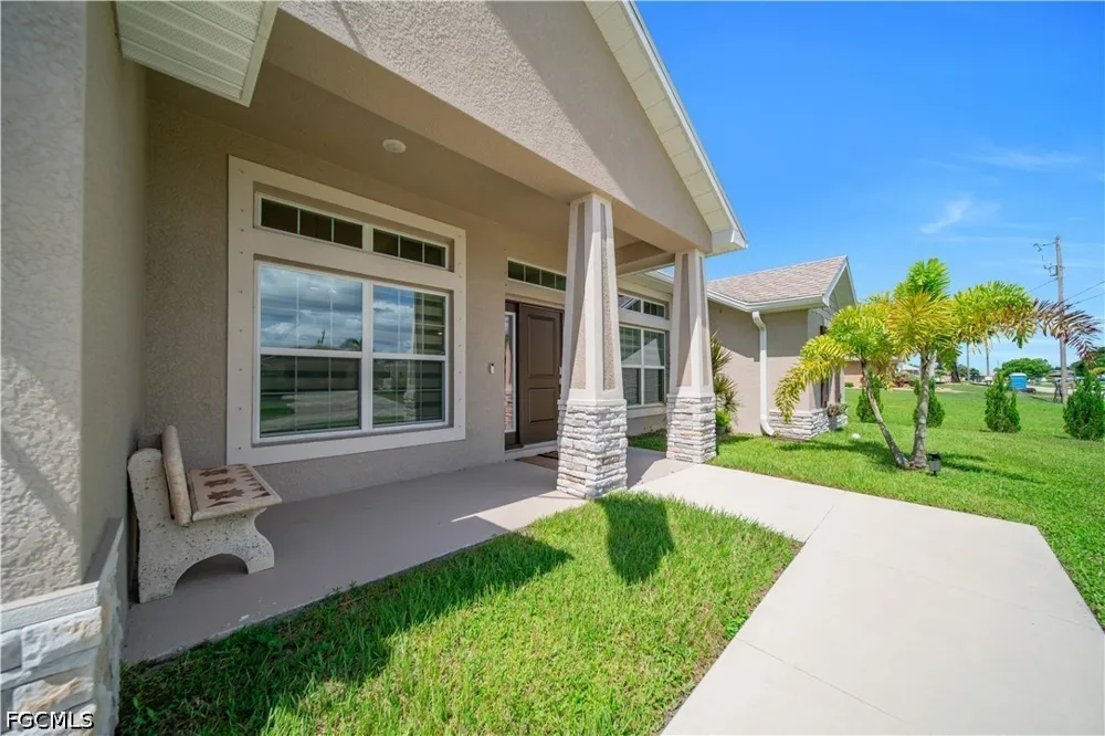 SE 11th Terrace Cape Coral, FL 33990