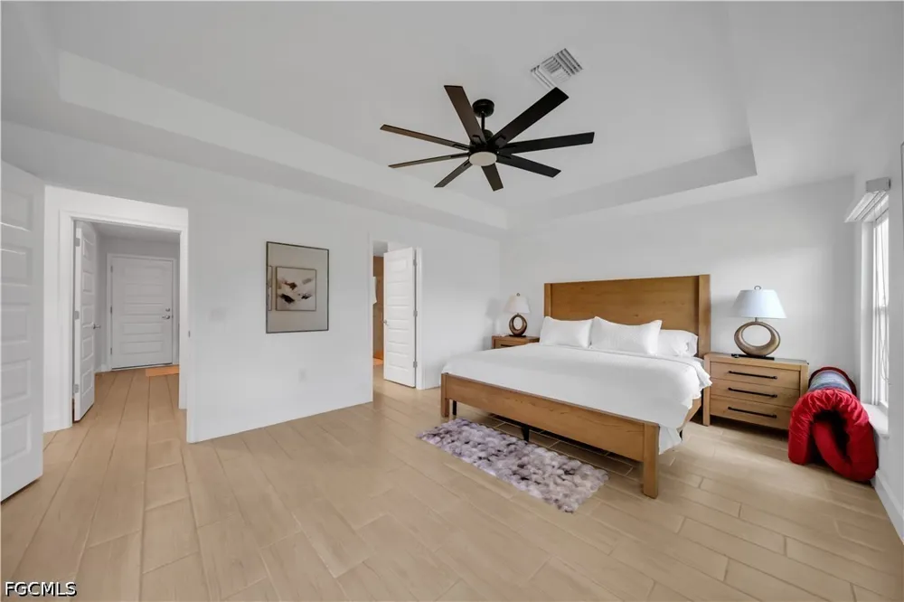 SE 11th Terrace Cape Coral, FL 33990