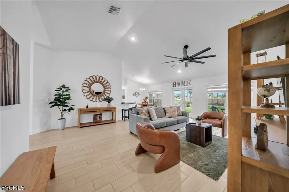 SE 11th Terrace Cape Coral, FL 33990