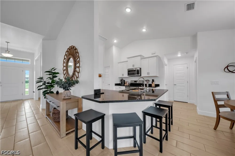 SE 11th Terrace Cape Coral, FL 33990
