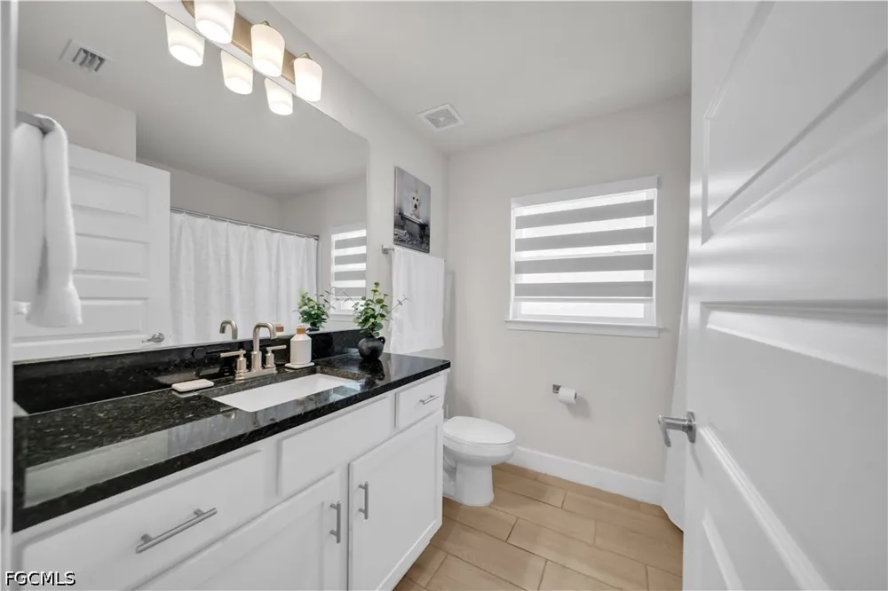 SE 11th Terrace Cape Coral, FL 33990