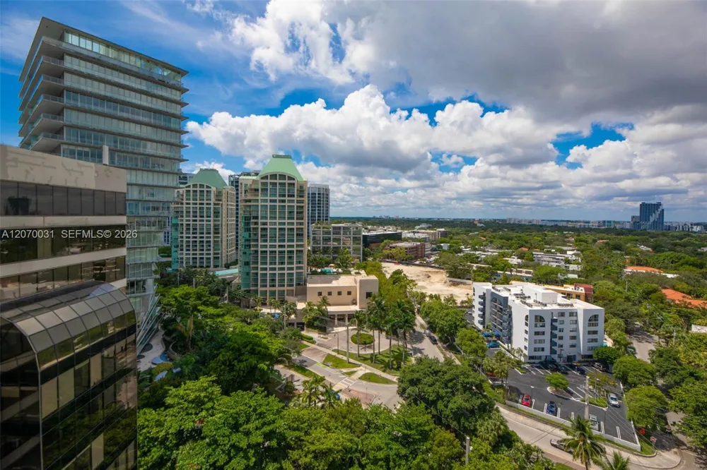 2678 Tigertail Ave #1403 Coconut Grove, FL 33133