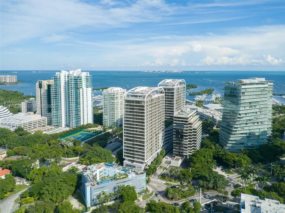 2678 Tigertail Ave #1403 Coconut Grove, FL 33133