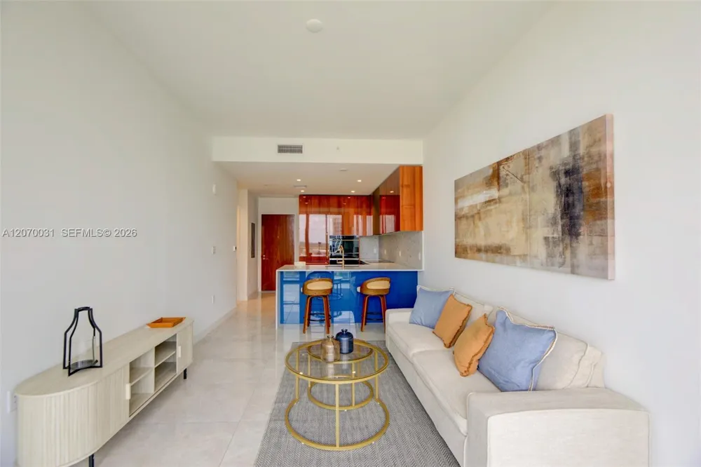 2678 Tigertail Ave #1403 Coconut Grove, FL 33133