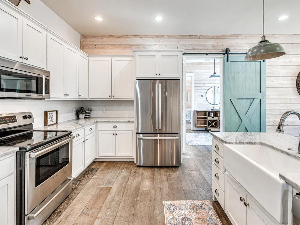 66 Boardwalk Avenue Carlton Landing, OK 74432