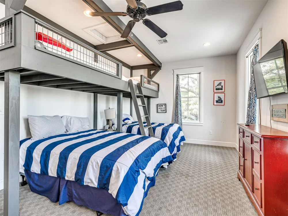 66 Boardwalk Avenue Carlton Landing, OK 74432