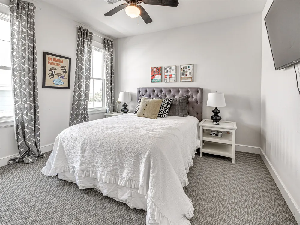 66 Boardwalk Avenue Carlton Landing, OK 74432