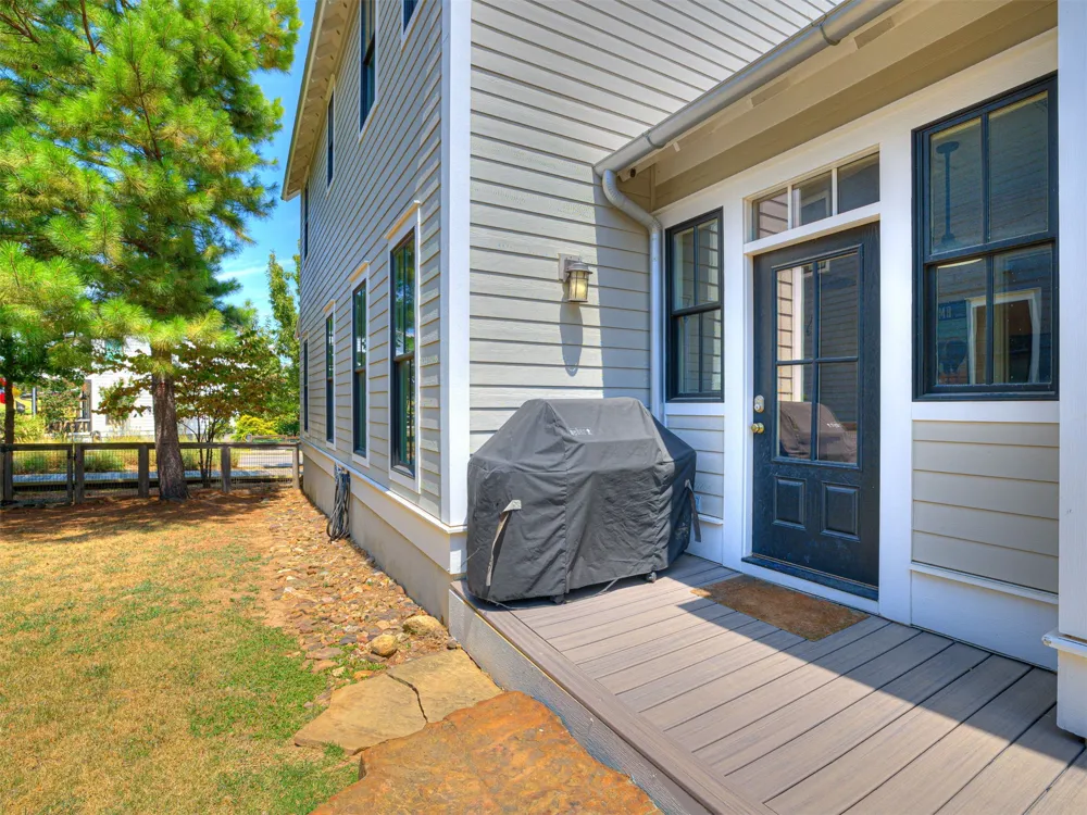 66 Boardwalk Avenue Carlton Landing, OK 74432
