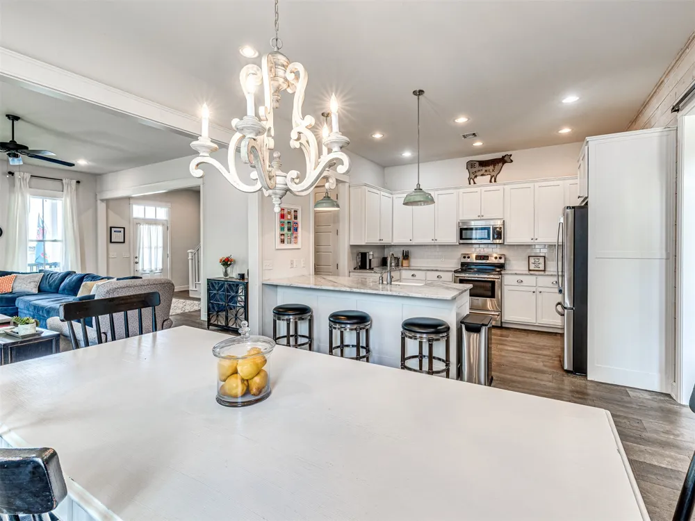 66 Boardwalk Avenue Carlton Landing, OK 74432