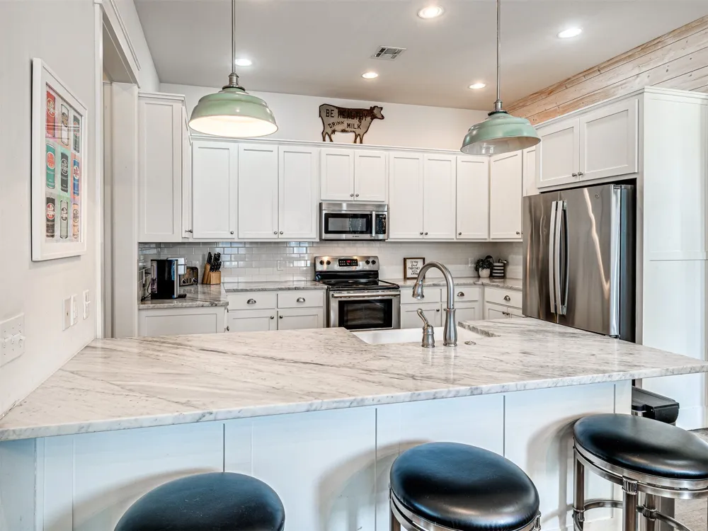 66 Boardwalk Avenue Carlton Landing, OK 74432